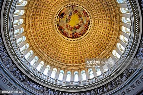 Us Capitol Building Interior Dome Photos And Premium High Res Pictures