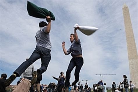 Pillow Fight On The Mall The Washington Post