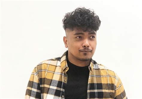 Siap dapat duit lebih minimum rm5,000. Tayang kereta baharu Mercedes Benz CLA, Danial Zaini akui ...