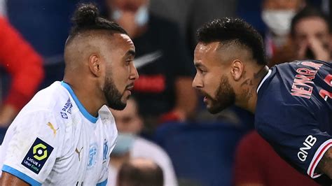 Futsal nfl psg football barcelona. Payet pokes fun at Neymar with picture of PSG star's head ...