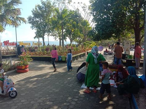 Olete jõudnud sellele lehele, sest see on kõige tõenäolisem otsin: Taman Wisata Muara Indah Kotaagung ramai pengunjung dihari ...