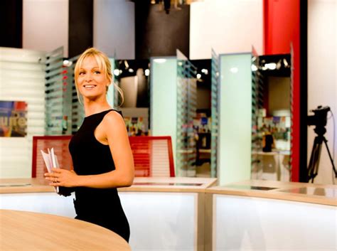 Le groupe tf1 rend hommage lundi soir à un comédien et réalisateur qui a fait les beaux jours de la une : Avis Audrey Crespo Mara aux JT TF1 13H et 20h le week end ...