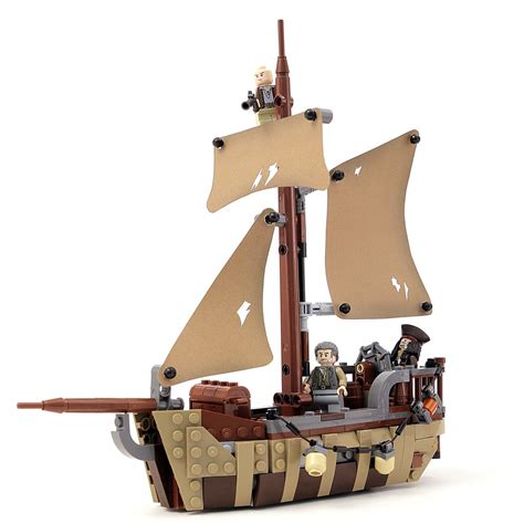 Selling for a family member who has just completed it. Instructions for Custom LEGO Pirates of the Caribbean The ...