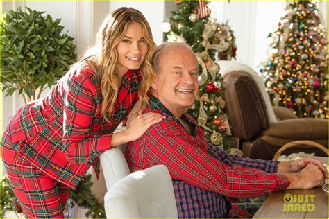 Kelsey Grammer And Daughter Spencer Grammer Say Lifetimes 12 Days Of Christmas Eve Was Like