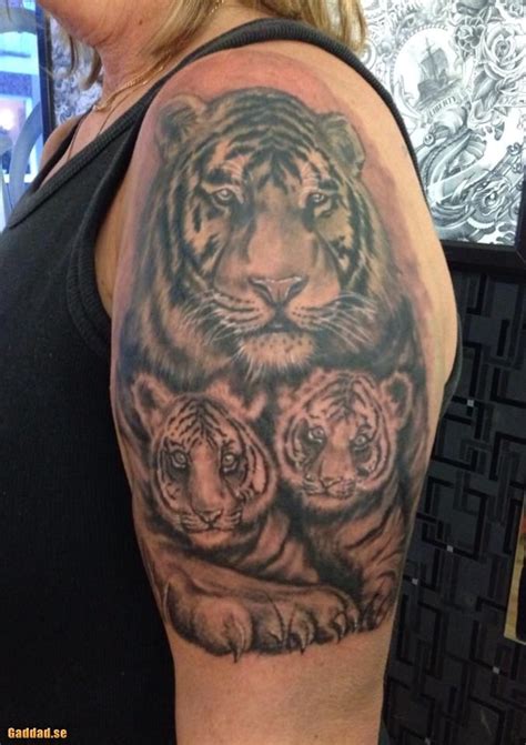 See more ideas about tiger tattoo, tattoos, tiger. 36 best Family Tiger Tattoos images on Pinterest | Tatoos ...
