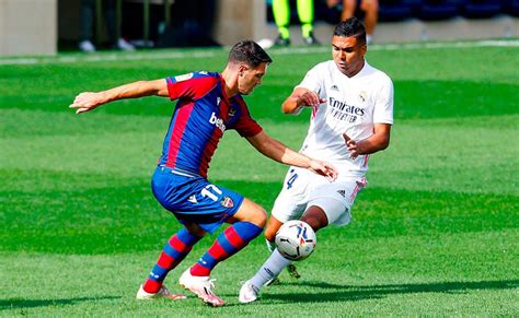 Check spelling or type a new query. Casemiro tiene de los nervios a Zidane