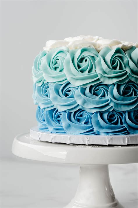 Ombre Rosette Cake Blue Ombre Rosettes Cake Stand Cake Ideas Delight Sweet Treats Flavors