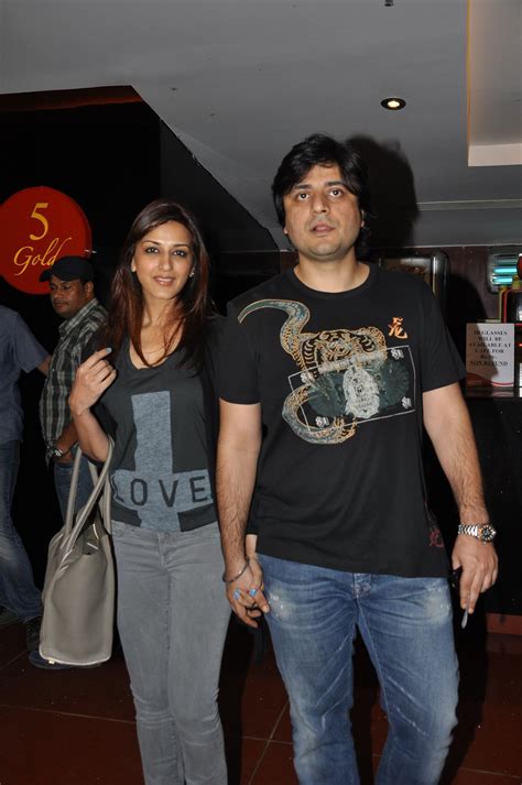 Sonali Bendre With Husband Goldie Behl At Film Land Gold Women Premiere At Cinemax 2 Rediff