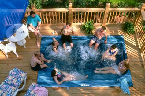 Scan1151 Hot Tub2 ⋆ Forrest Hills Resort