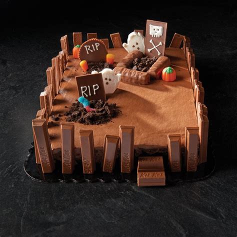 What forms of payment are accepted when submitting an online cake order? How to Build a Halloween Graveyard Cake | Hy-Vee