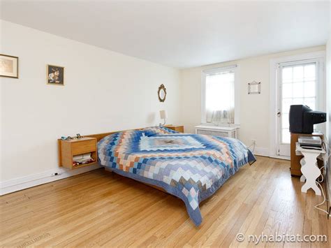 Look for apartments that fit your lifestyle with proximity to green space, restaurants, entertainment, or quality schools. New York Apartment: 3 Bedroom Duplex Apartment Rental in ...