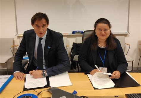 Дивіться другий матч українських волейболістів на чемпіонаті європи 2019 року. Новини України: Україна та Нідерланди підписали Меморандум ...