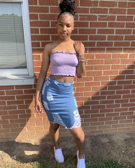 17 hiii on Instagram ćutè Black girl outfits Simple outfits