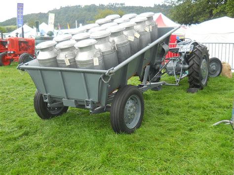 Ferguson 3 Cwt Trailer Vintage Tractors Tractors Old Farm Equipment