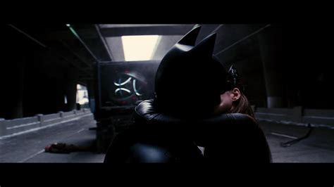 🥇 Kissing Catwoman Screenshots The Dark Knight Rises Wallpaper 11585