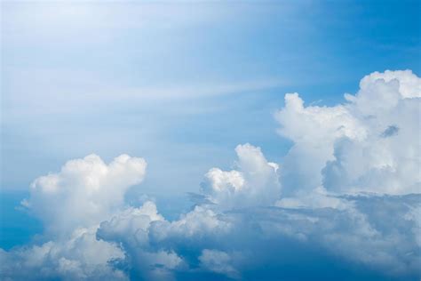 Hermosas Manchas De Nubes En El Cielo Fondos De Naturaleza Para Diseño