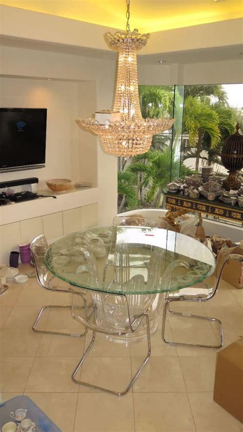 Urban accents canada offers a huge selection of glass dining room table sets to choose from. Lalique Style Round Glass Dining Room Table w/Lucite Base ...