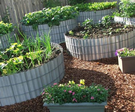 Amazing Beautiful Round Raised Garden Bed Ideas 7 Decor And Gardening Ideas