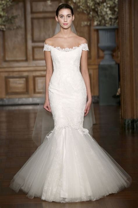 Off The Shoulder Wedding Dresses Top 10 Off The Shoulder Wedding Dresses Find The Perfect
