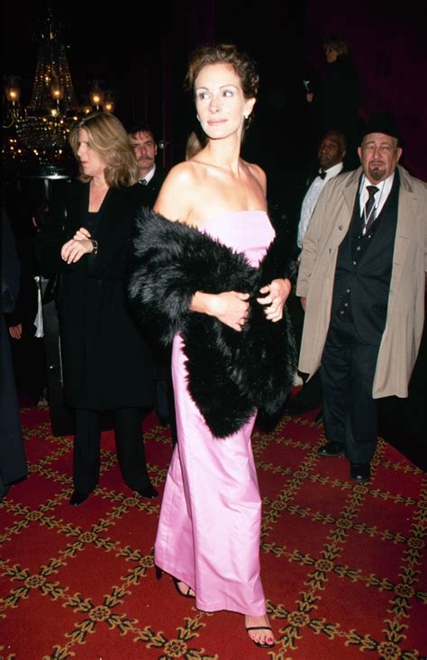 Julia Roberts Greatest 90s Style Hits British Vogue