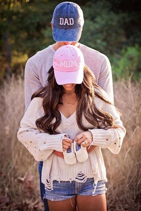 20 maternity photo props accessories for pregnancy photoshoot