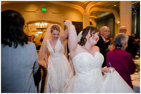 Elegant Lesbian Wedding Photos Bay Area18 Nightingale Photography