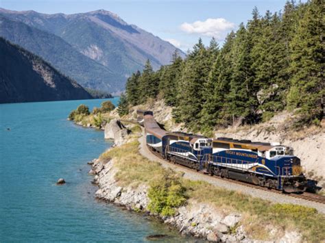 Why The Rocky Mountaineer Is The Best Way To See Western Canada