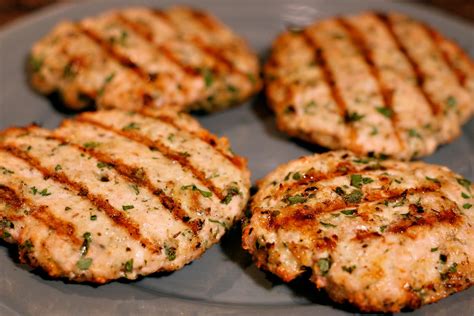Divide chicken meat into 4 or 5 piles (you decide which portion size is best for you) and using your hands, shape into patties. Ground Chicken Burger Recipe — Dishmaps