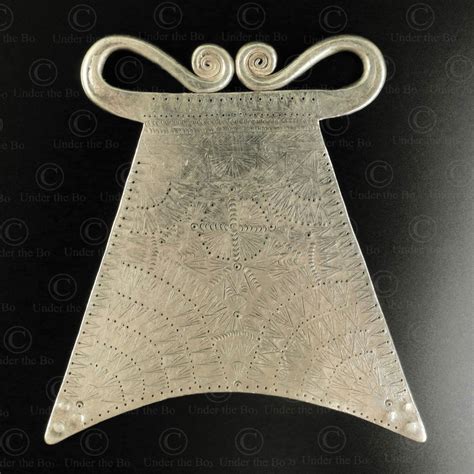 hmong-engraved-silver-amulet-p210-blue-hmong-minority,-northern-laos