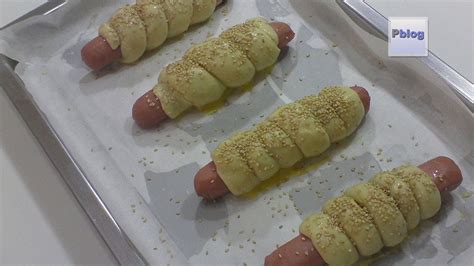 I rollò con wurstel sono l'ultima ricetta salata preparata per la festa di pietro.preparati in formato mini, sono perfetti per un buffet di bambini.si tratta di pezzi di wurstel. Impasto Rosticceria Siciliana + Rollo' con Wurstel - YouTube