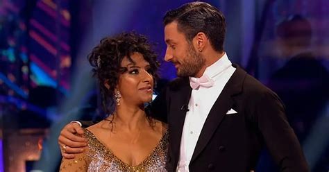 Strictly S Ranvir Singh Leaves Flirty Comment As She Swoons Over