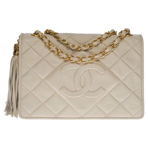 Chanel White And Ivory Tweedleather Flap Chain Shoulder Bag At 1stdibs