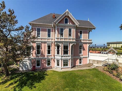 1889 Victorian Mansion In Eureka California — Captivating Houses