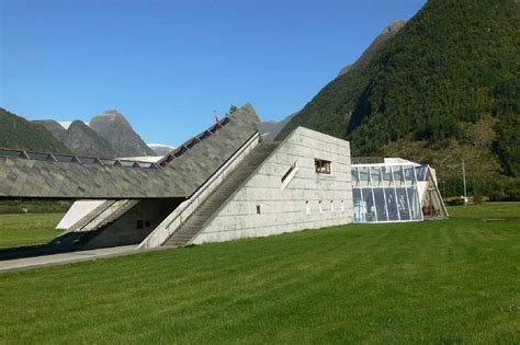 Norwegian Glacier Museum Photo Tour