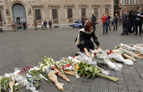 Cadena De Atentados En París Imágenes De La Tragedia