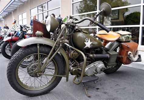 Indian classic / vintage motorcycles : Just A Car Guy: WW2 Indian Motorcycle, possibly 1949
