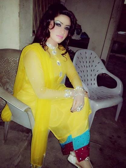 Pakistani Hot Mujra Shazia Chaudhray Mujra Live Stage Show