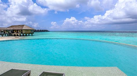 Hurawalhi Maldives Resort Hotel Review — Wbp Stars