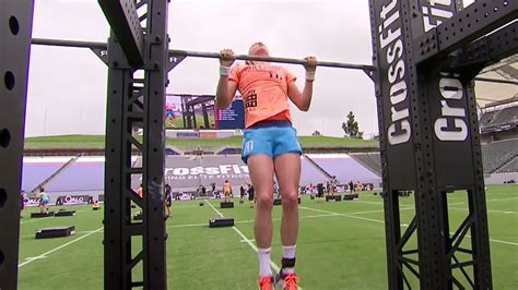 Crossfit Games 15 Year Old Girl Annihilates Her Competition Gq