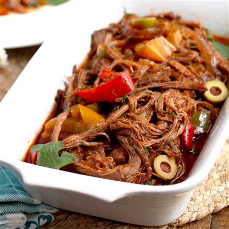 Un Tradicional Plato Cubano Ropa Vieja Carne Triturada En Salsa