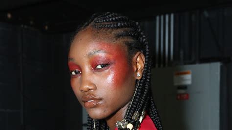 24 best blush colors for dark skin tones 2022 according to makeup artist and allure editors