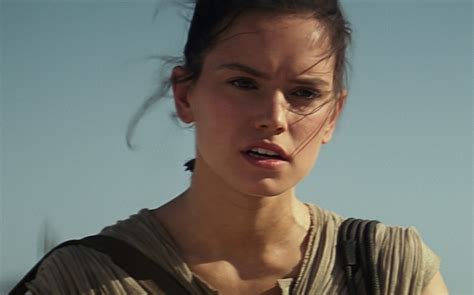 Star Wars The Force Awakens Daisy Ridley Had Really Weird Feeling