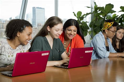 How Girls Who Code Is Expanding Its Summer Program To Help Diversify The Tech Industry Knight