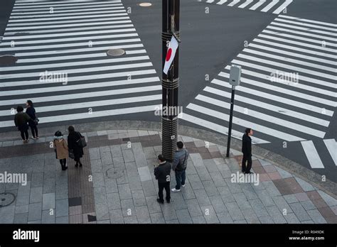 Tokyo Japan Pedestrian Crossing In Ginza Stock Photo Alamy