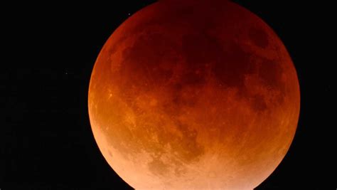Friday Near Total Lunar Eclipse Visible In South Florida