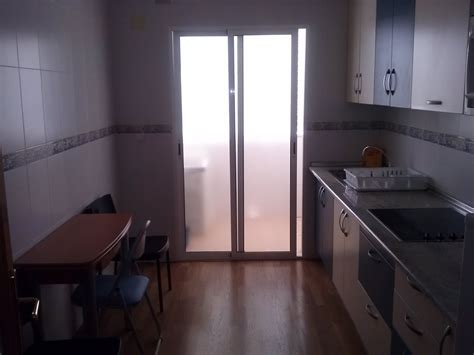 Alquiler de pisos en murcia capital. SE ALQUILAN HABITACIONES EN PISO DE 4 DORMITORIOS, 2 BAÑOS ...