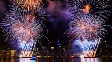 where to watch macy s fourth of july fireworks times square chronicles