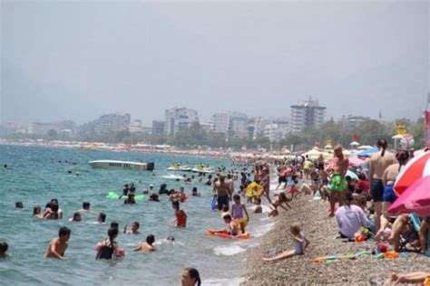 Bayram tatili turizm merkezlerini güldürdü Otellerde doluluk yüzde 90