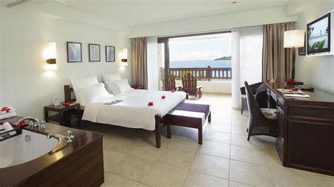 Hotel Le Meridien Fisherman´s Cove Seychely Mahé 36 456 Kč Invia