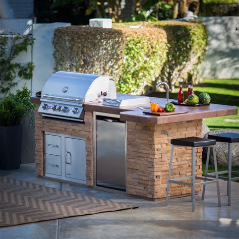 Bull BBQ Grill Island LP In Build Outdoor Kitchen Grill Island Grill Area
